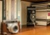 shallow focus photo of vintage black camera